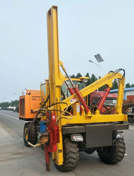 公路護欄打樁機結構性能